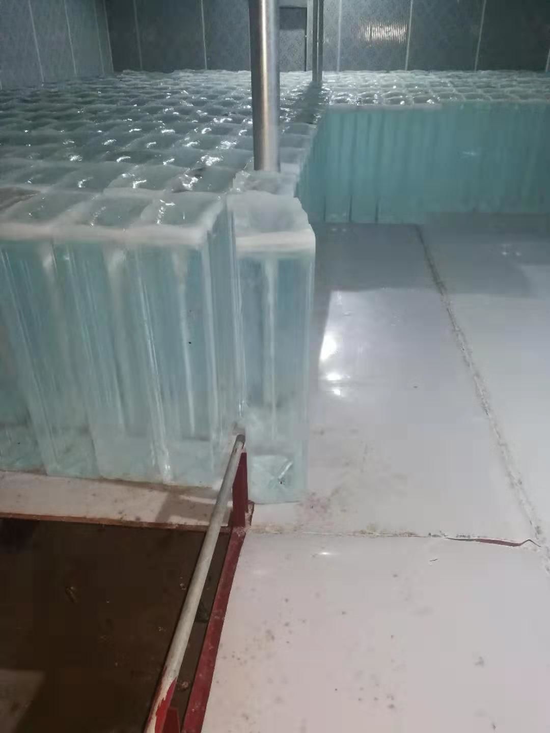 浅谈大型冰厂工业用冰制冰流程